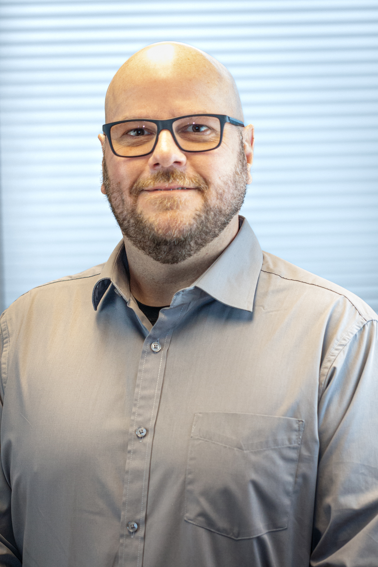 Russell Davis, Field Support Manager